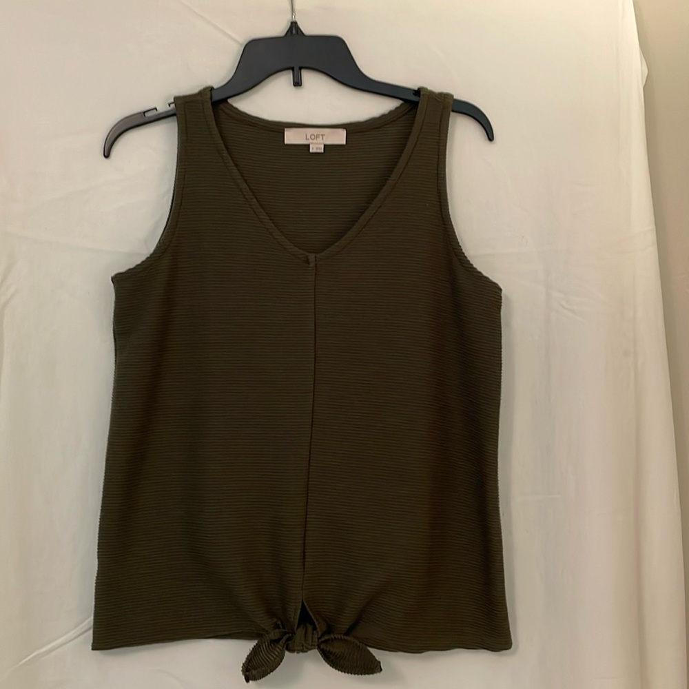 Loft green small tie top wore 1 time